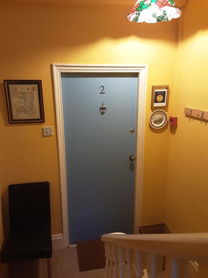 Apartment Chic Barmouth Bagian luar foto