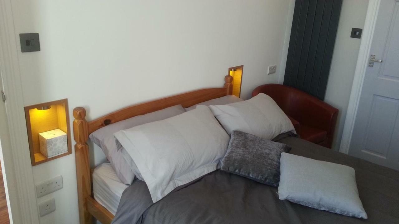 Apartment Chic Barmouth Bagian luar foto