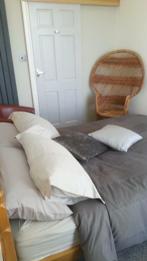 Apartment Chic Barmouth Bagian luar foto